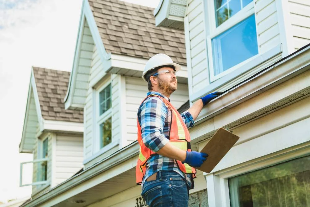 Roof Maintenance Checklist for Savings